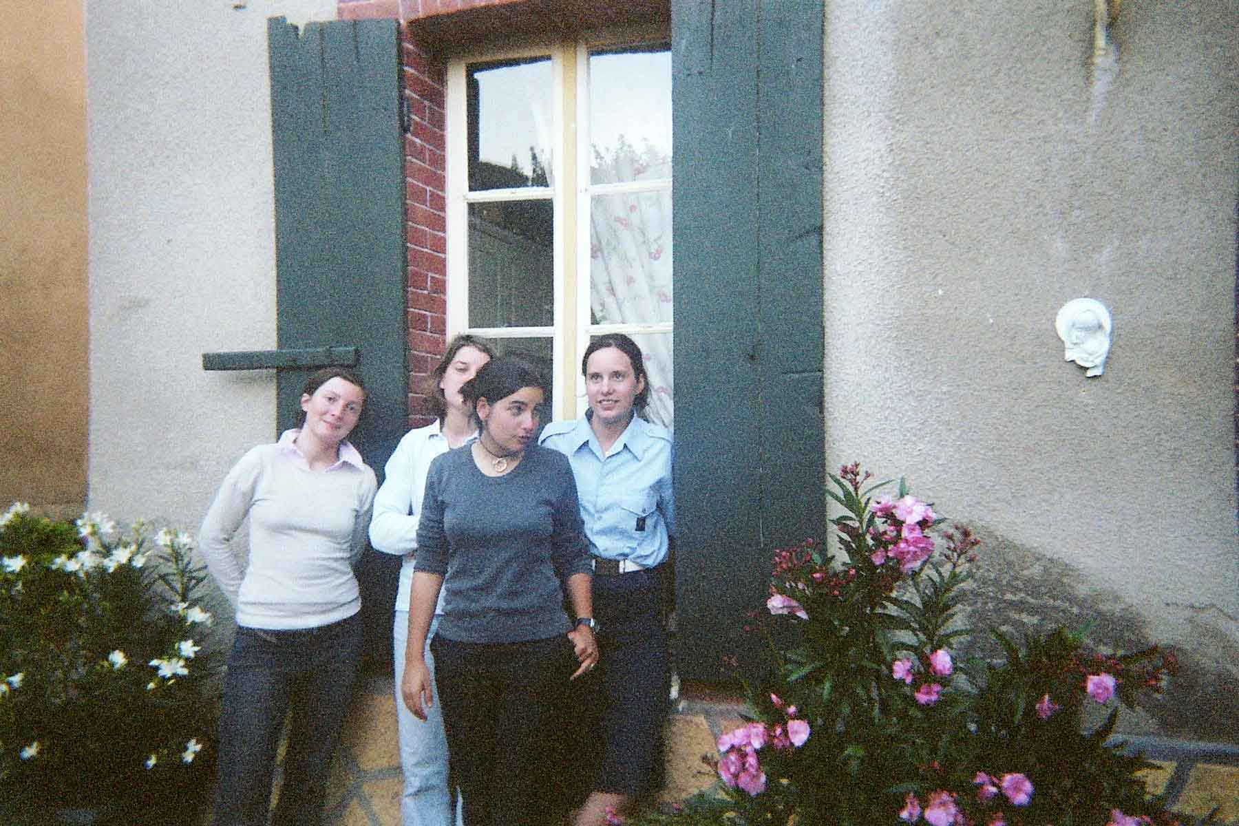 CL2004_001